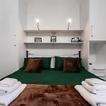 Apartamento A Due Fermate Dal Colosseowi-fi & Netflix Gratis